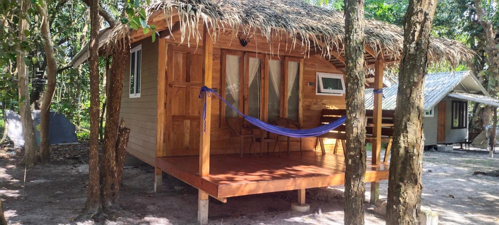 Lazy Hut Hotel Koh Phayam Buitenkant foto