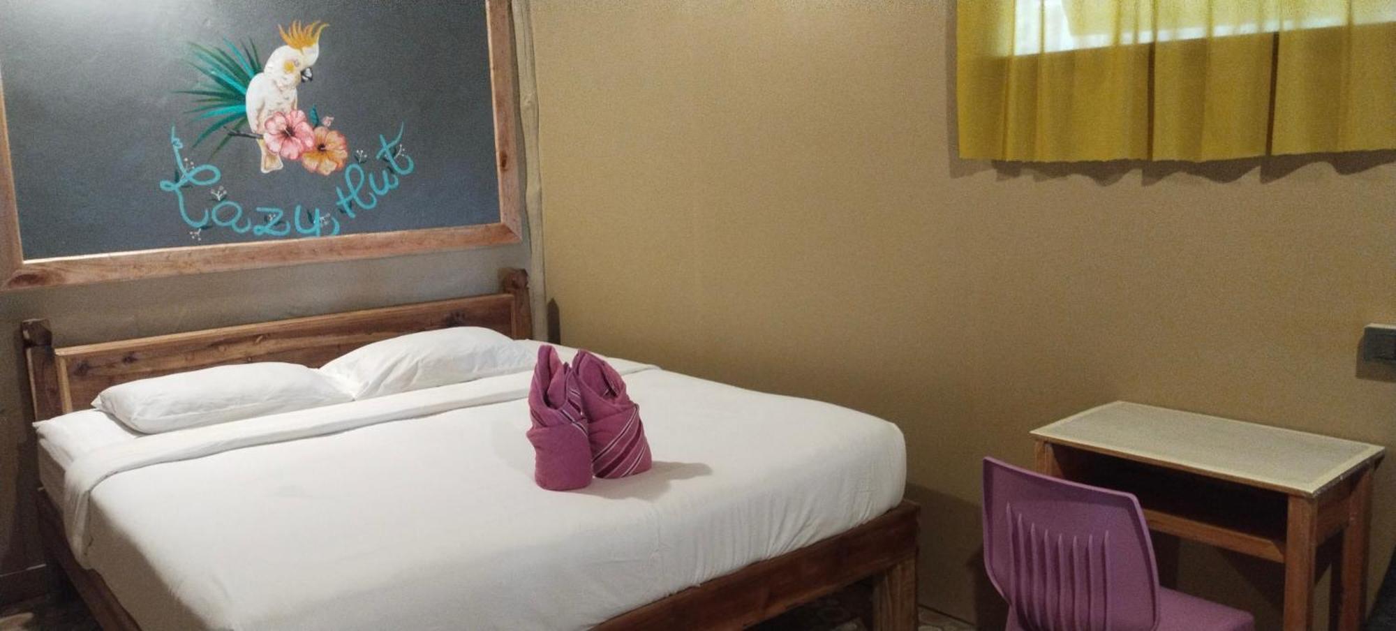 Lazy Hut Hotel Koh Phayam Buitenkant foto